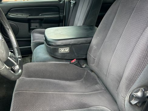 Used 2005 Dodge Ram 2500 Truck SLT w/ Quad Cab Big Horn Value Group image 6