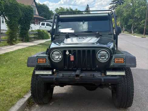 Used 2005 Jeep Wrangler X w/ Willys Edition Group image 1