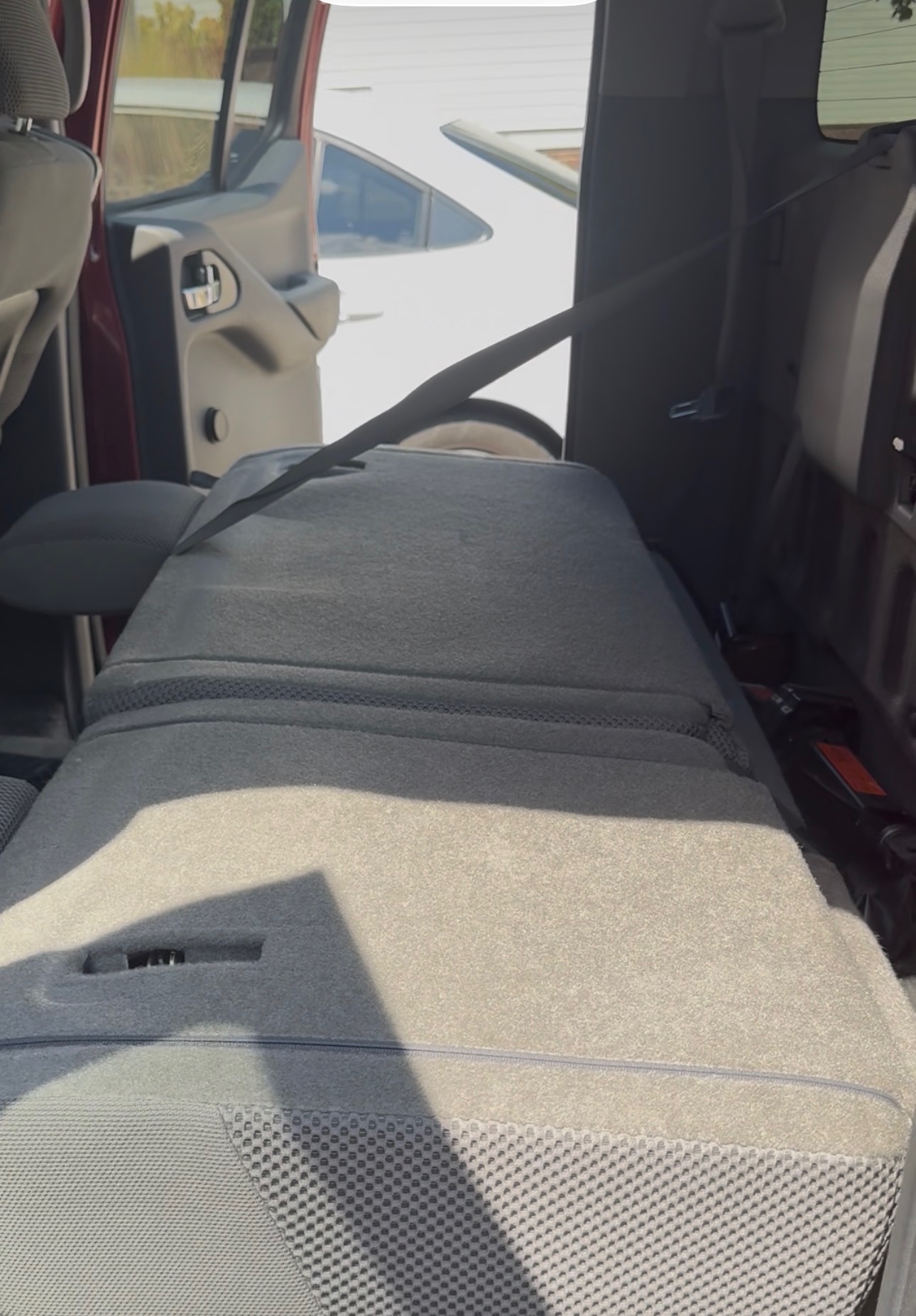 Used 2011 Nissan Frontier S AWD/4WD image 6