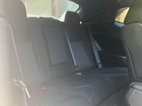 Used 2018 Dodge Challenger R/T RWD image 13