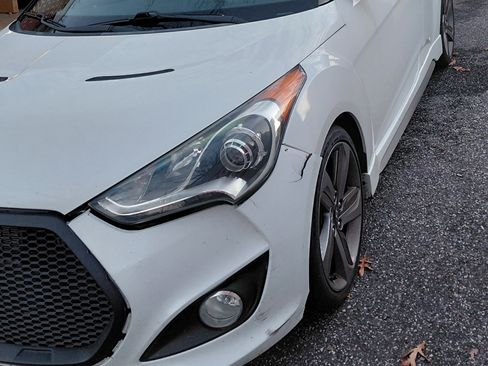 Used 2013 Hyundai Veloster Turbo image 20