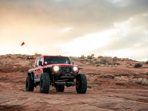 Used 2020 Jeep Gladiator Rubicon image 16