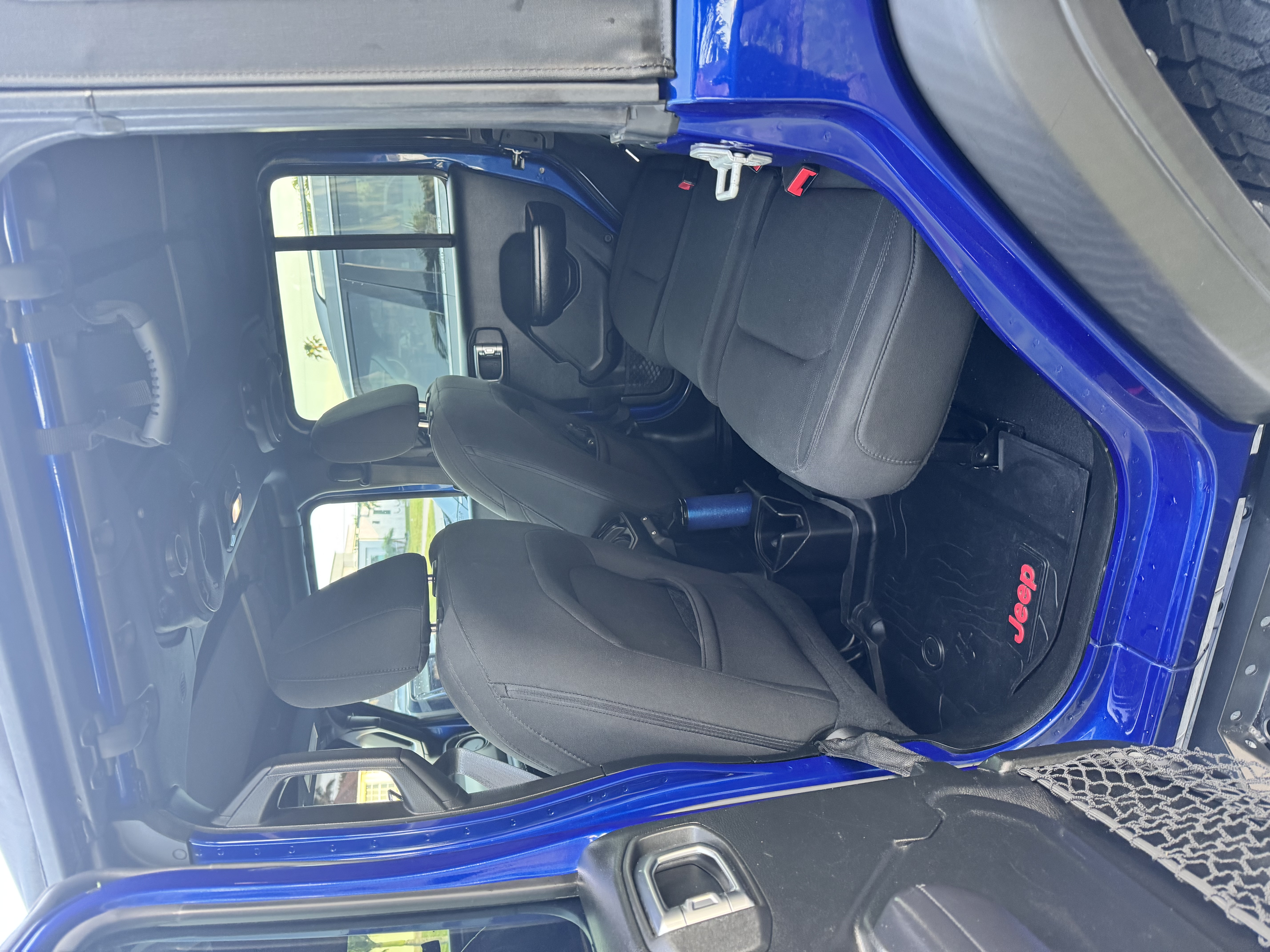 Used 2018 Jeep Wrangler Unlimited Sport S AWD/4WD image 9