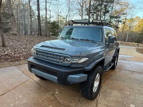 Used 2007 Toyota FJ Cruiser 4WD image 2