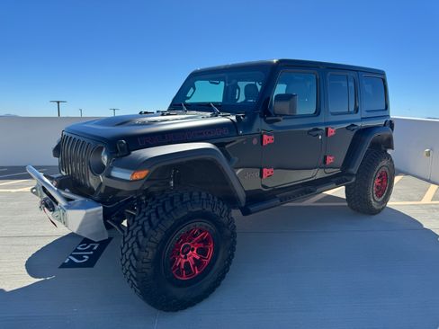 Used 2023 Jeep Wrangler Unlimited Rubicon w/ LED Lighting Group image 2