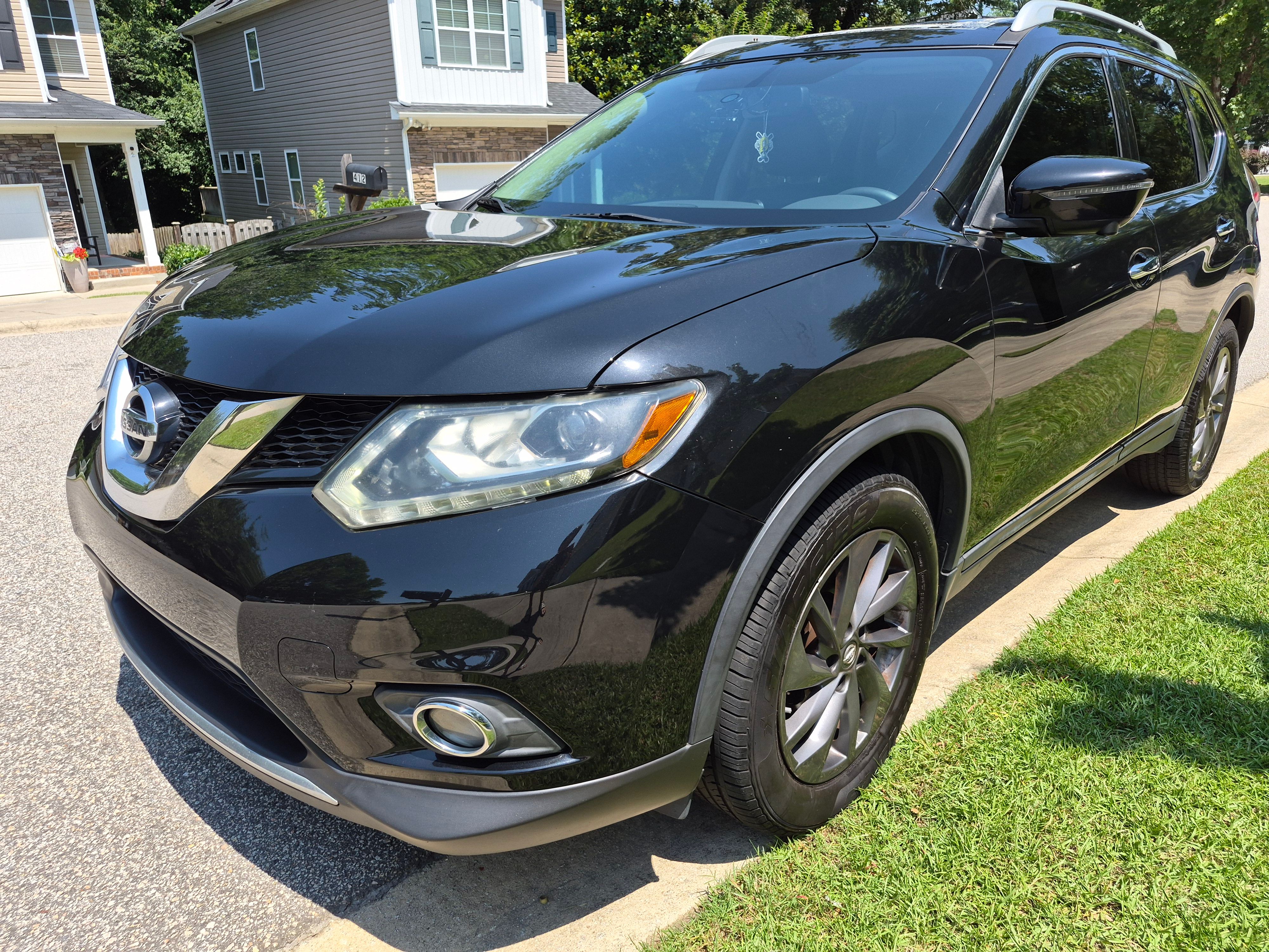 Used 2016 Nissan Rogue SL w/ SL Premium Package FWD image 9