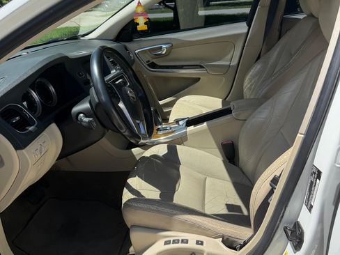 Used 2012 Volvo S60 T5 FWD image 8