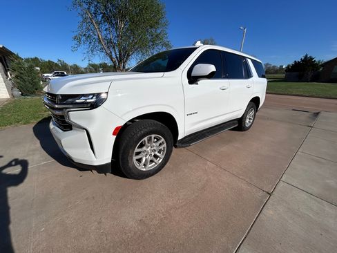 Used 2021 Chevrolet Tahoe LT image 1