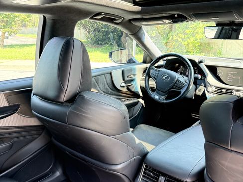 Used 2020 Lexus LS 500 F Sport AWD/4WD image 6
