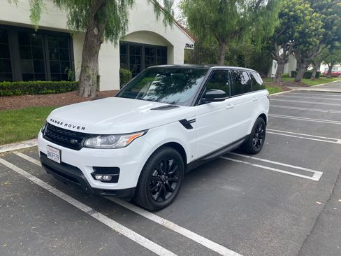 Used 2015 Land Rover Range Rover Sport HSE image 8