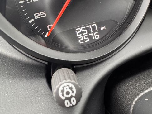 Used 2025 Porsche 718 Cayman GT4 image 15