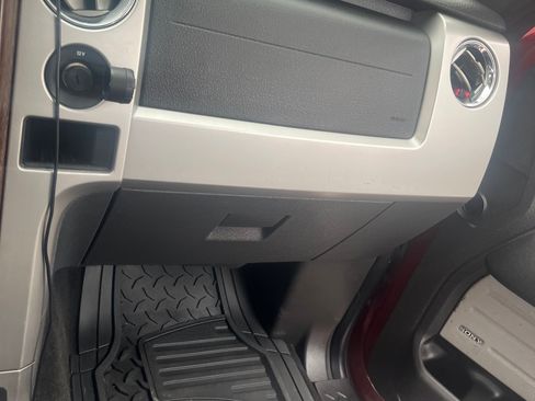Used 2013 Ford F150 Lariat w/ Luxury Equipment Group AWD/4WD image 23