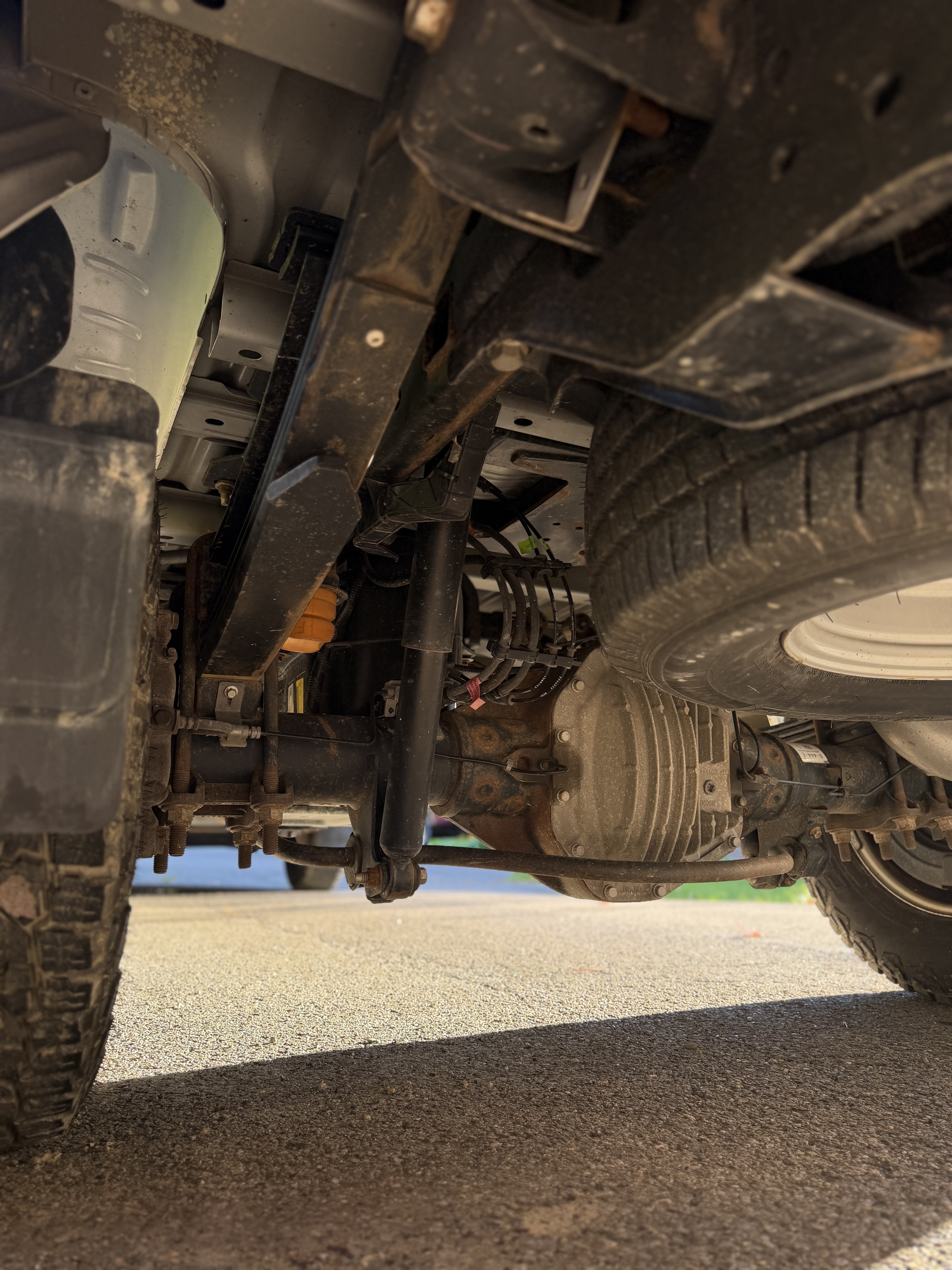 Used 2022 Ford F350 Limited AWD/4WD image 13