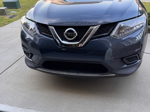 Used 2016 Nissan Rogue S FWD image 1