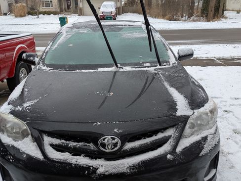 Used 2011 Toyota Corolla image 11