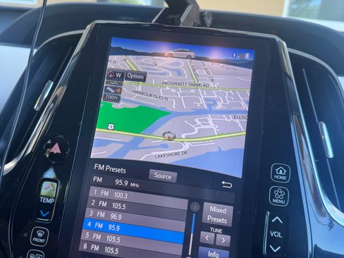 Used 2020 Toyota Prius Limited FWD image 12