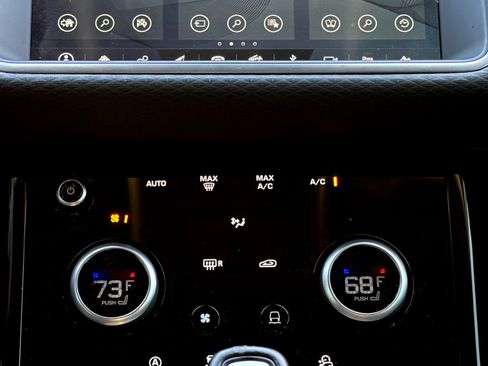 Used 2020 Land Rover Range Rover Evoque S AWD/4WD image 17