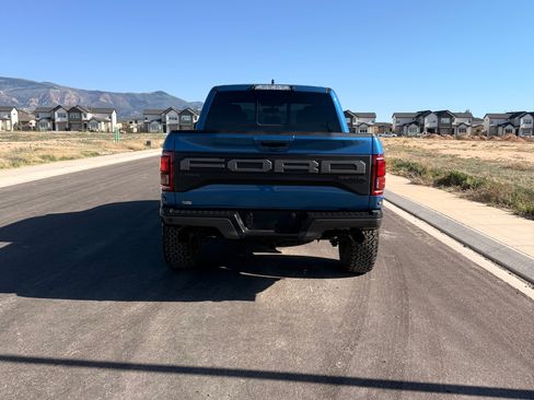 Used 2019 Ford F150 Raptor w/ Equipment Group 802A Luxury AWD/4WD image 13