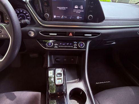 Used 2021 Hyundai Sonata SEL FWD image 4