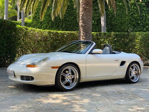 Used 2000 Porsche Boxster image 6