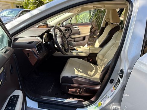 Used 2018 Lexus RX 450h AWD w/ Premium Package image 4