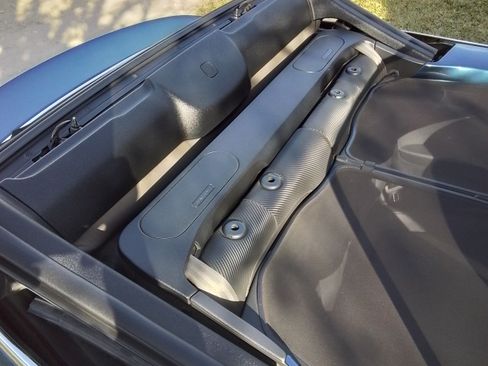 Used 2017 Volkswagen Beetle 1.8T SEL image 6