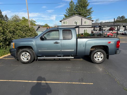Used 2010 Chevrolet Silverado 1500 LT w/ Power Pack Plus image 14