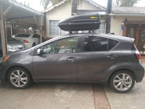 Used 2015 Toyota Prius C Four image 5