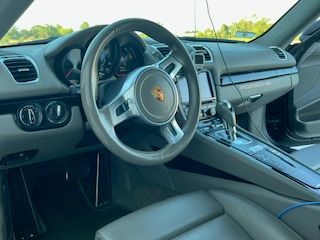 Used 2016 Porsche Cayman RWD image 9