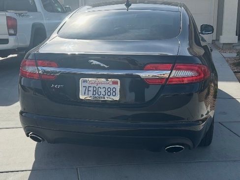 Used 2013 Jaguar XF image 2