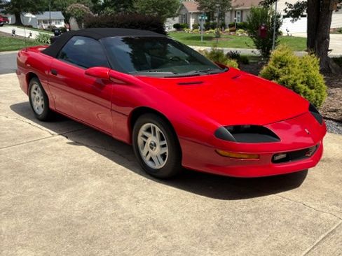 Used 1996 Chevrolet Camaro RS RWD image 1