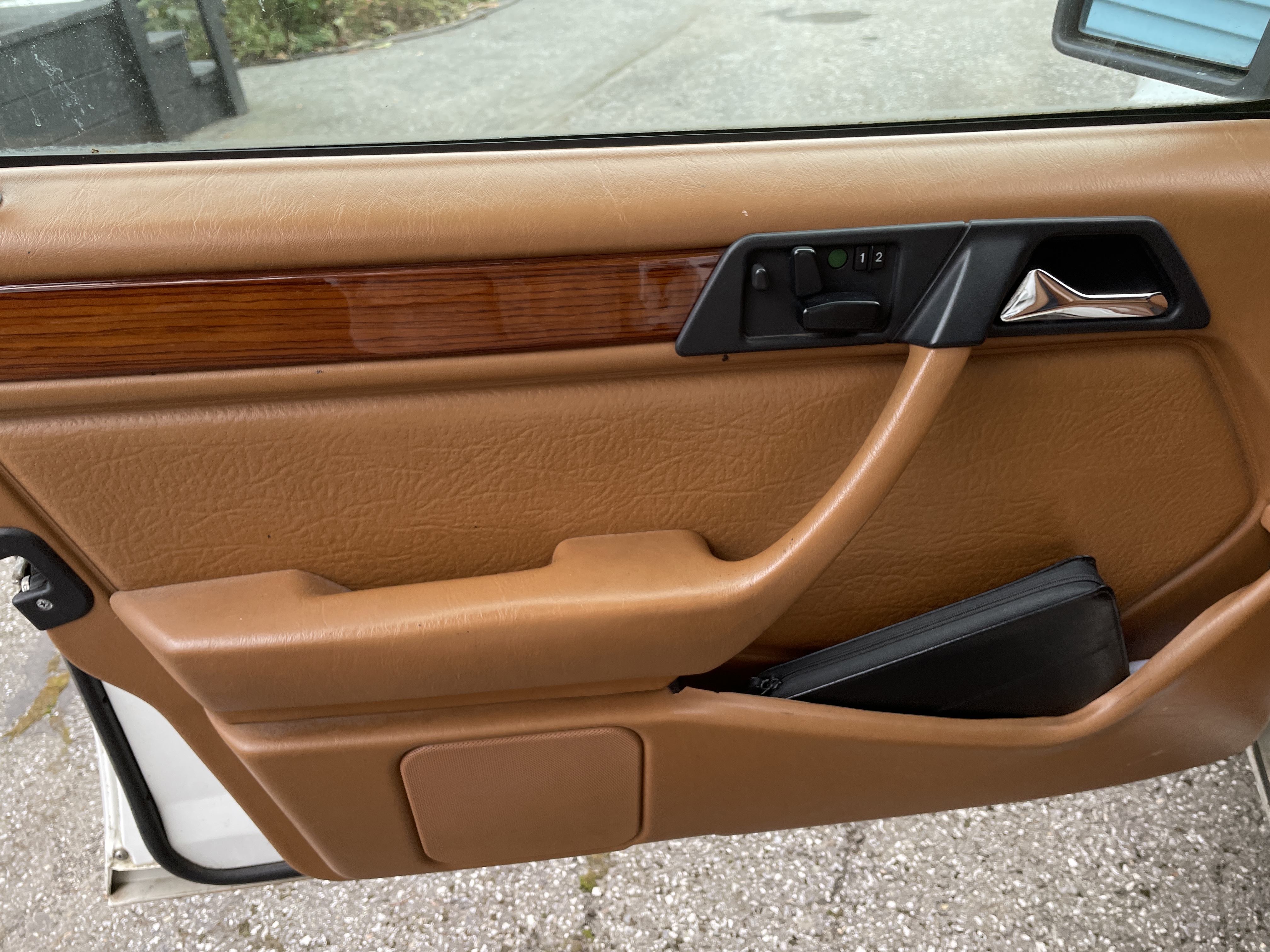 Used 1995 Mercedes-Benz E 320 Wagon image 10
