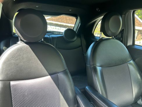 Used 2017 FIAT 500 e w/ Esport Package image 8