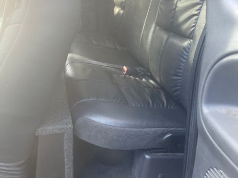 Used 2001 Dodge Ram 2500 Truck 4x4 Quad Cab image 2