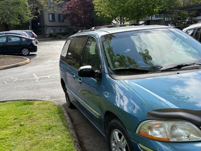 Used 2003 Ford Windstar SE