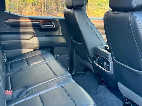 Used 2023 GMC Sierra 1500 Denali w/ Denali Reserve Package image 10