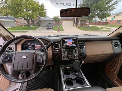 Used 2016 Ford F250 Lariat w/ Lariat Ultimate Package image 21