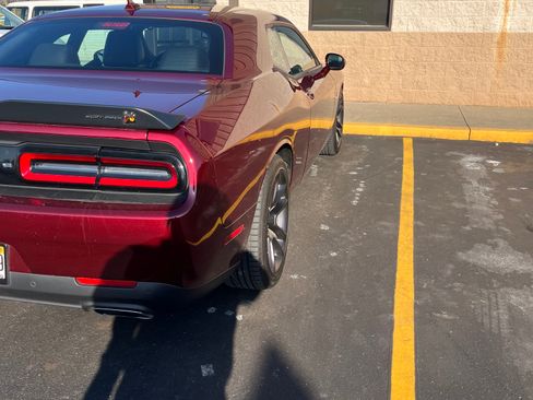 Used 2022 Dodge Challenger R/T Scat Pack w/ Plus Package image 4