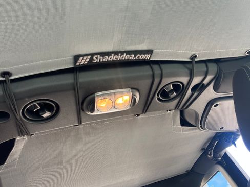 Used 2017 Jeep Wrangler Unlimited Sahara w/ Connectivity Group AWD/4WD image 26