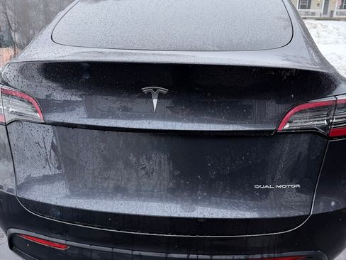 Used 2024 Tesla Model Y Long Range image 13