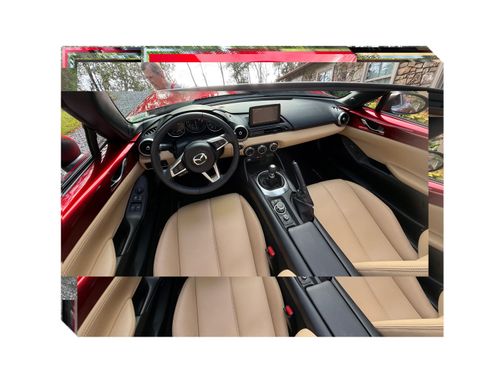 Used 2018 MAZDA MX-5 Miata RF Grand Touring RWD image 13