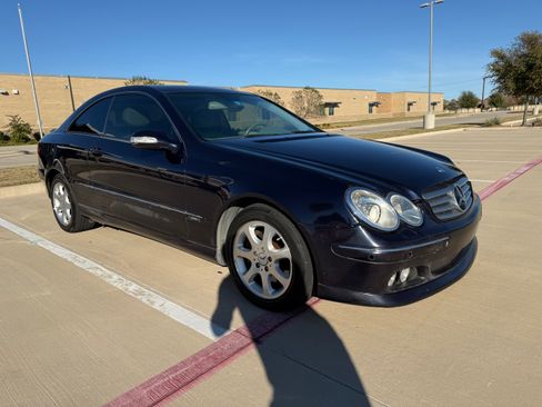 Used 2003 Mercedes-Benz CLK 320 Coupe image 9