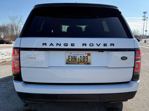Used 2018 Land Rover Range Rover HSE image 5