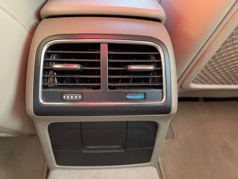 Used 2011 Audi A4 2.0T Premium Plus image 28