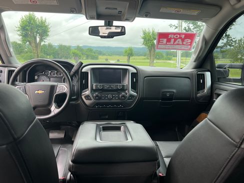Used 2016 Chevrolet Silverado 2500 LTZ w/ Duramax Plus Package AWD/4WD image 20