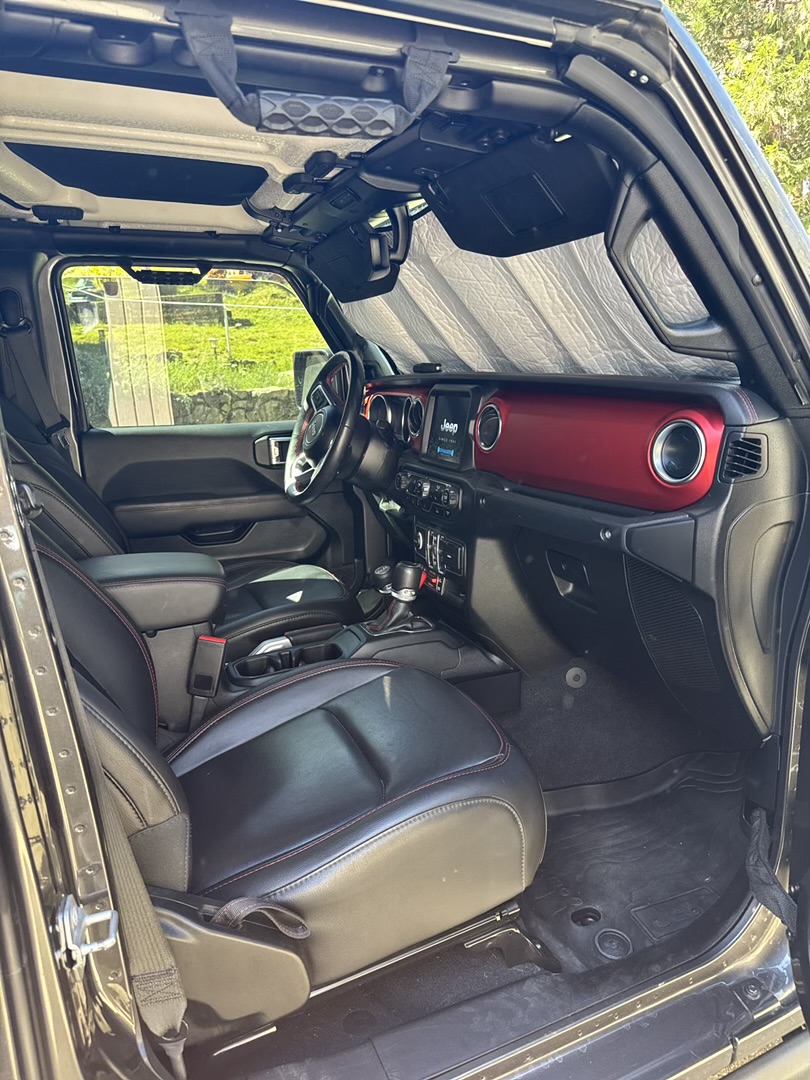 Used 2021 Jeep Gladiator Rubicon AWD/4WD image 8