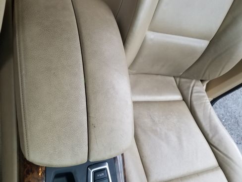 Used 2012 BMW X5 xDrive35d image 12