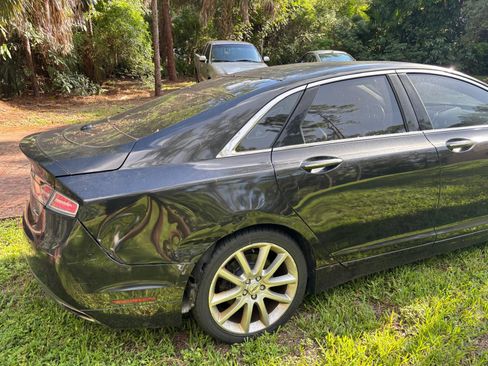 Used 2015 Lincoln MKZ w/ Equipment Group 102A Reserve image 6