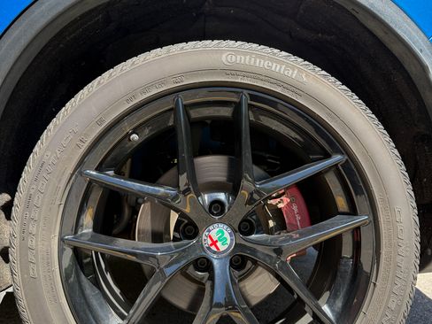 Used 2018 Alfa Romeo Stelvio Ti Sport AWD/4WD image 24