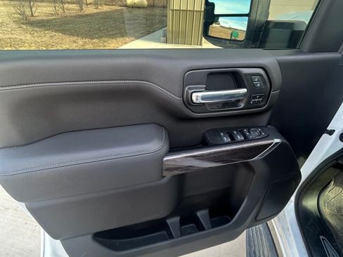 Used 2022 Chevrolet Silverado 2500 LTZ w/ Safety Package image 12